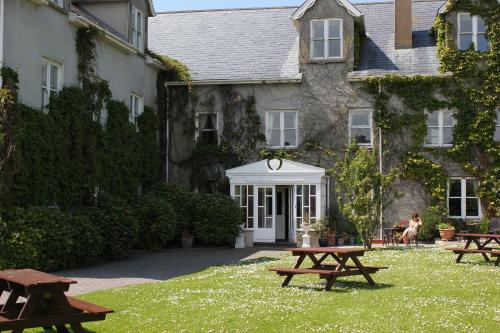 Kilcooly's Country House Hotel