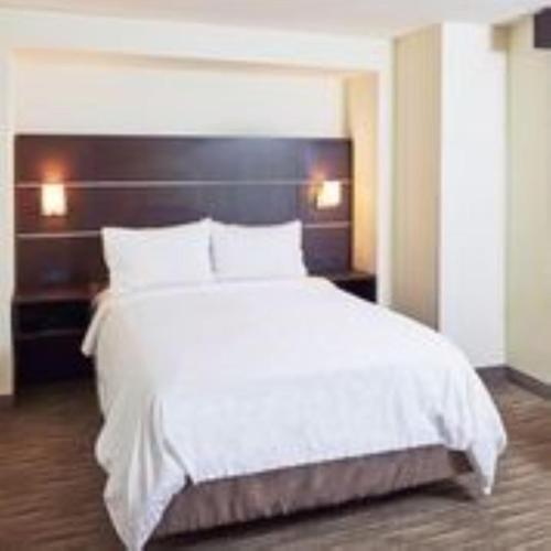 Holiday Inn Express Hotel & Suites- Gadsden by IHG in Gadsden, USA