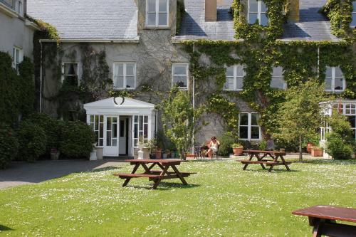 Kilcooly's Country House Hotel