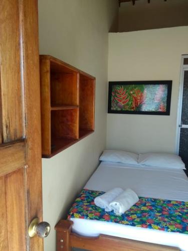 1 twin bed
