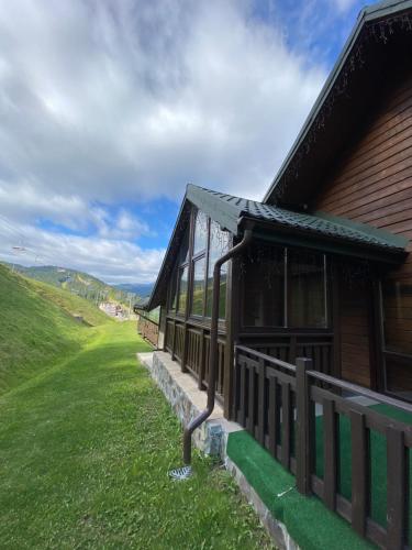 Шале Bellmont - Apartment - Palyanytsya