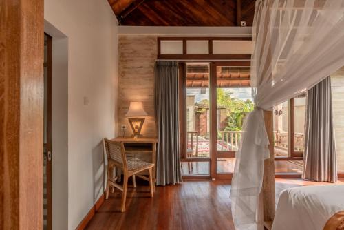 Sridewi Villas Ubud - Tap to explore photos
