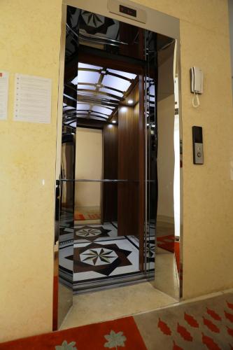 Pho Đong Hotel