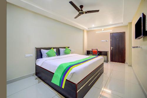 Staro Hotel - Hotel in Vijayawada