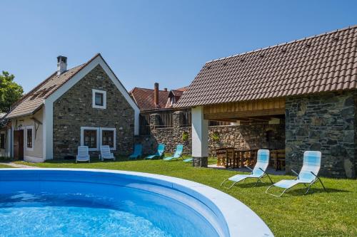  Káli KŐ Apartman in Szentbékkálla