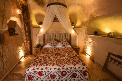 NOSTALJİ CAVE SUİT HOTEL