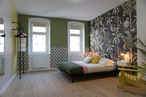 Large Apartments - Great for Groups - with Balcony or Terrace, Vienna