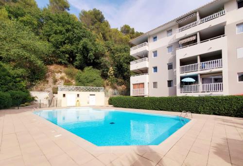 Appartement avec piscine proche bord de mer - Location saisonnière - Cagnes-sur-Mer