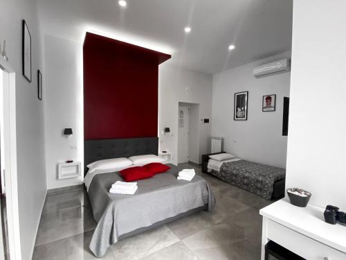 Aurora Luxury Rooms - Tap to explore photos
