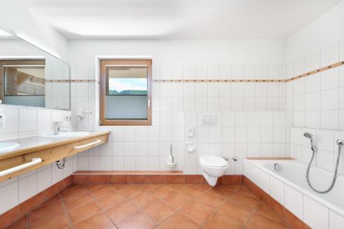 Hotel Schlehdorn - image 2