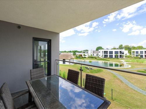 陽台/露台, Apartment in Zsira near Thermal Spa in 日勞