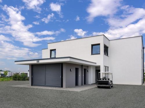 Exterior view, Urban Holiday Home in Lutzmannsburg with Pool in Zsira