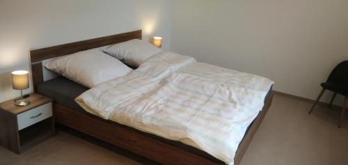 Ferienwohnung flussendlich in ไบลงรีส