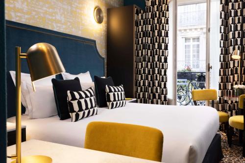 room detail thumbnail 0