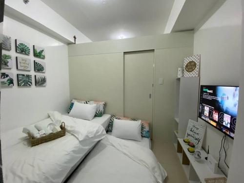 Kate's Haven - Tagaytay Breeze