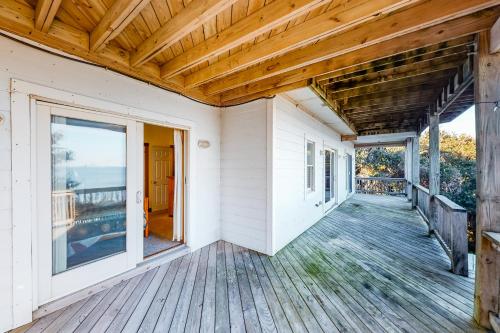 Great S'Cape #3-BB Great S'Cape #3-BB