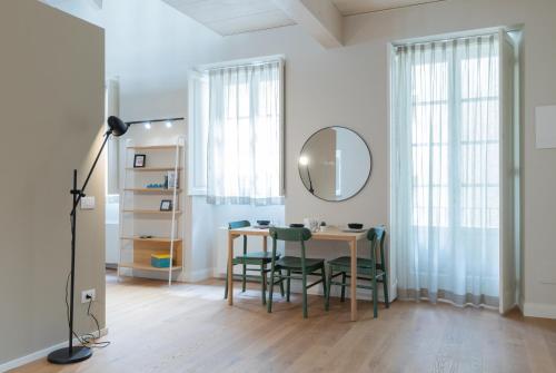Top Living Apartments - Torino Centro 5
