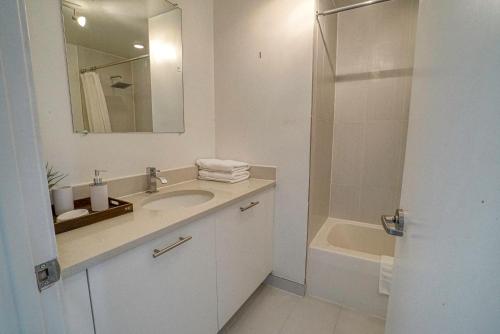 1015-Stay in the heart of Midtown and enjoy Miami