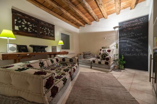 Hotel Suite Inn - image 12