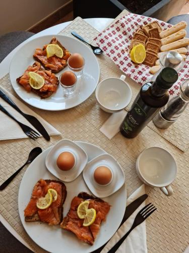 Food and beverages, Cherrywood House near Nmc Hospital