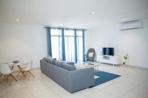 Embassy Gardens, Clifton Homes
