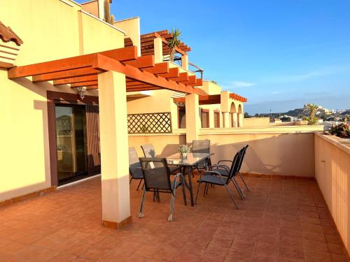  Los Collados Resort - Luxury apartament by iLoftMarbella, Pension in El Labradorcico