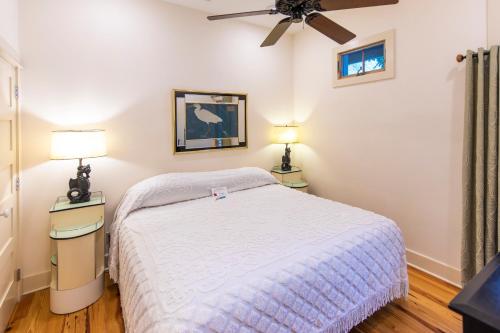 Hibiscus Coffee & Guesthouse - image 2