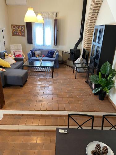  Dúplex con piscina en centro Cazalla in Cazalla de la Sierra