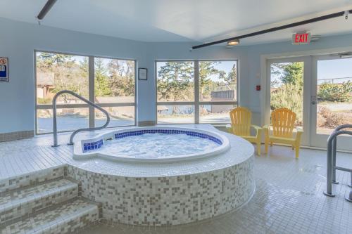 Mayne Island Resort - Hotel - Mayne Island