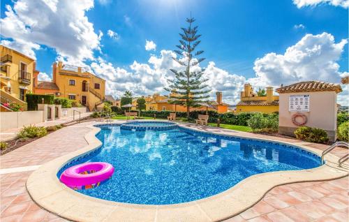 Stunning Apartment In Algorfa With Wifi, 2 Bedrooms And Outdoor Swimming Pool