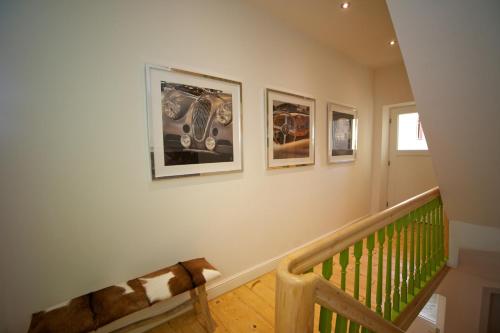 Pictures - main image