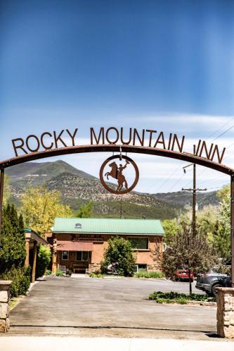 Tesis özellikleri, Rocky Mountain Inn in Paonia (CO)