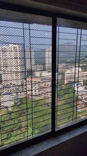 2-Bedroom Beautiful Mumbai view from Royal Palms