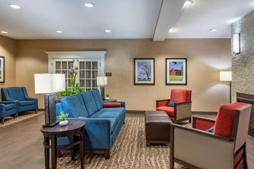 Comfort Inn & Suites Northern Kentucky