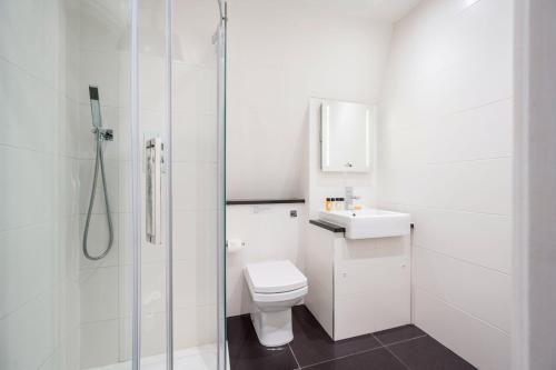 Apartment 5 48 Bishopsgate - image 11