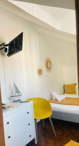 Besugo's House rooms & apartment in Nazaré