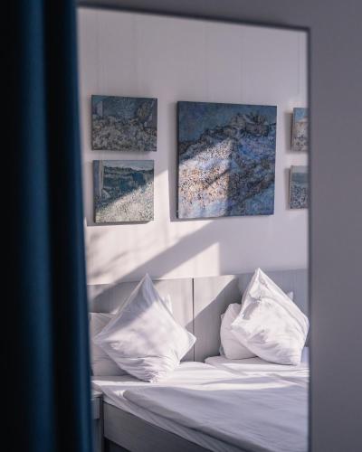 Guestroom, Berlin ART Hotel in Gyumri