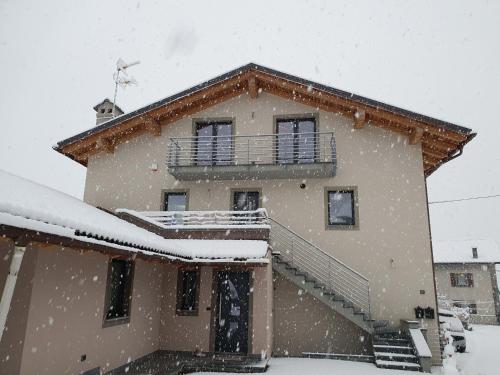 Casa Vacanza Lo Nânò (Casa Vacanza Lo Nano) in Fenis