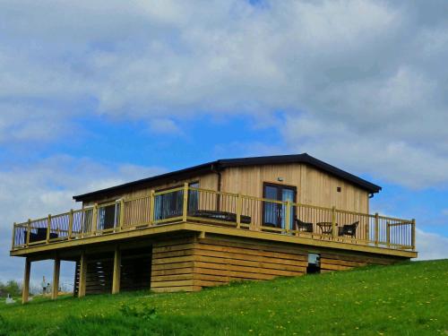 Picture of Alder Lodge - Billingsley Park Lodges - A Luxury Hot Tub Break