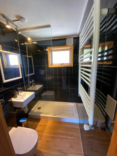 French Andes Apart Hostel