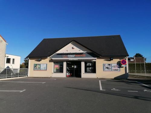 Le So Wild, maison avec jardin, sur les plages du débarquement, à 800 m d'Omaha beach adaptée jeunes enfants, table ping-pong