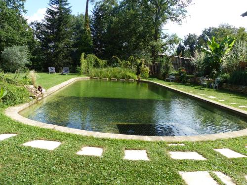 Maison de charme, piscine naturelle Dordogne Périgord