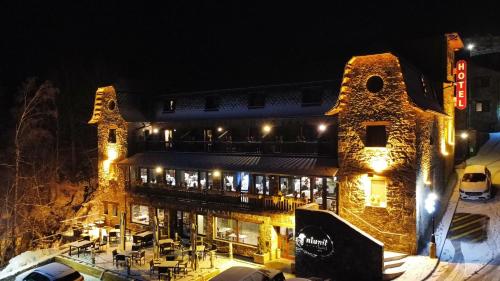 Niunit Hotel