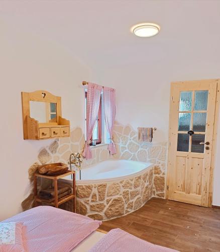 Chalet d' amour in Kamenný Újezd