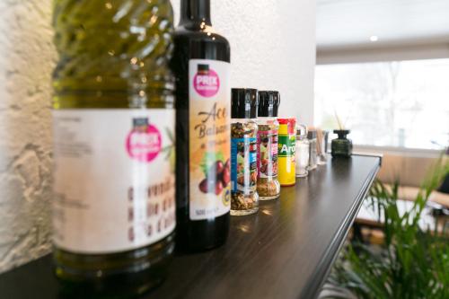 Dapur, Spirit Apartments - Balkon - Bergsicht - Parkplatz in Engelberg