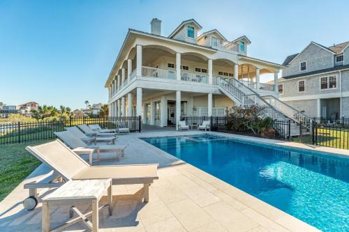 Tree Point Manor in Galveston, USA