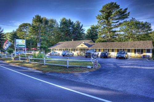 . Lake Winnipesaukee Motel