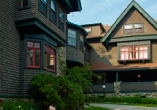 The Manor Inn