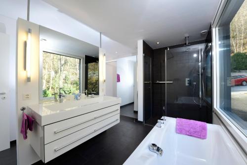 Design & View