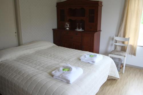 Overvoll Farm - image 5